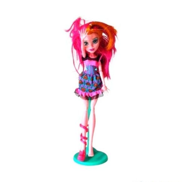 Monster High Freaky Field Trip Gigi Grant Doll - Picture 1 of 7